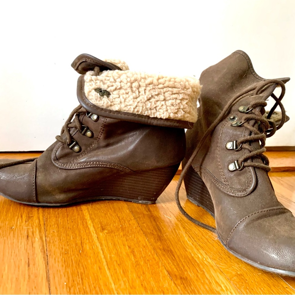 Blowfish wedge boots